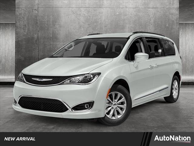 2017 Chrysler Pacifica Touring L — Minivan — 153,581 mi — Roseville, CA
