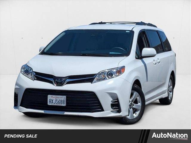 2018 Toyota Sienna LE — Minivan — 66,115 mi — Roseville, CA