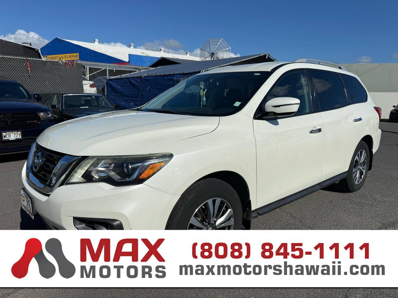 2017 Nissan Pathfinder SV