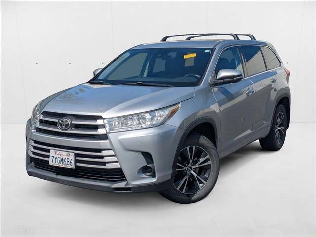 2017 Toyota Highlander LE V6 — SUV — 84,901 mi — Roseville, CA