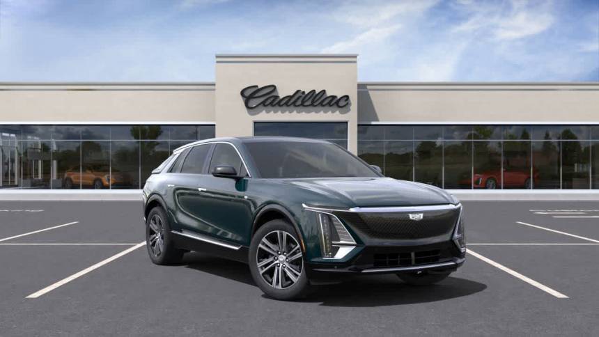 2024 Cadillac LYRIQ Luxury — SUV — 1,895 mi — Rockford, IL