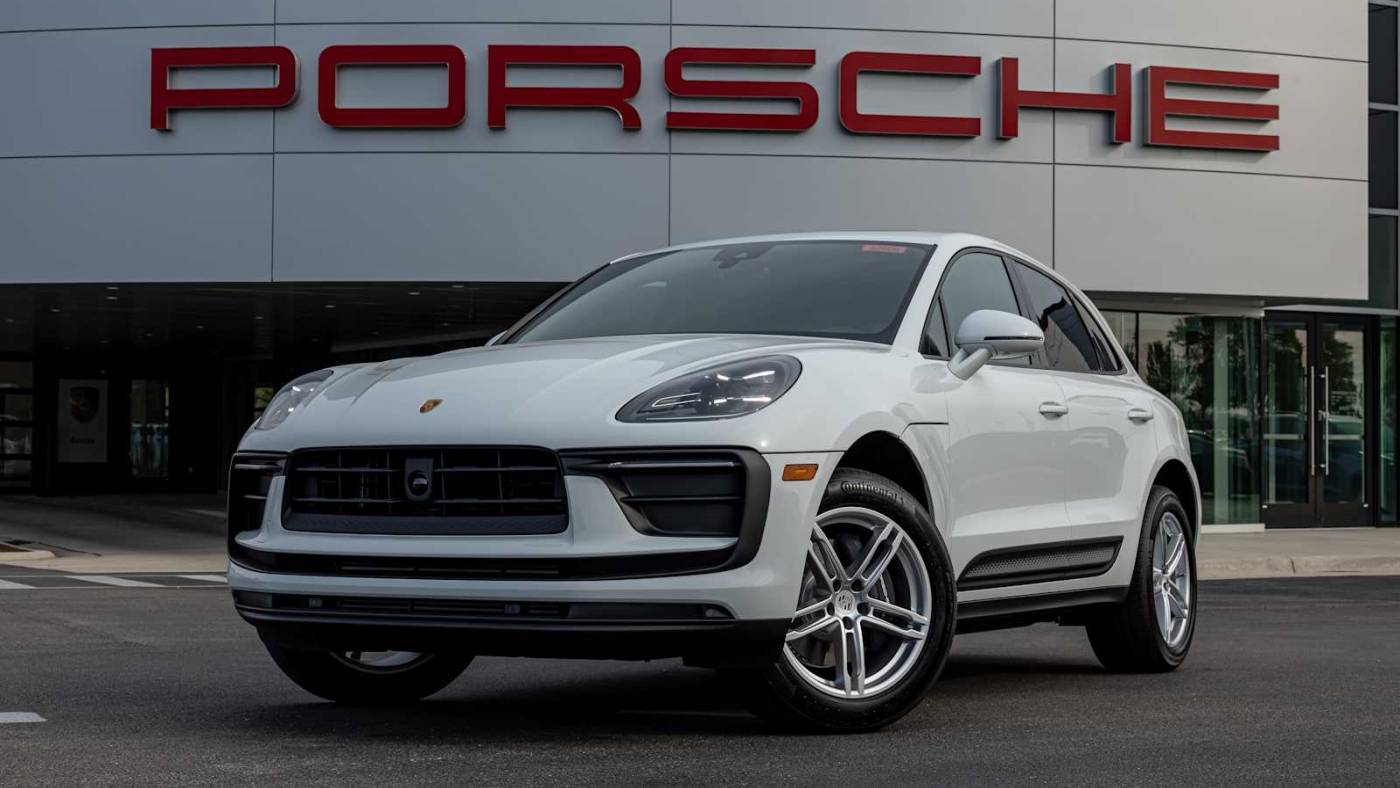 2025 Porsche Macan Standard — SUV — 3,336 mi — Rockford, IL
