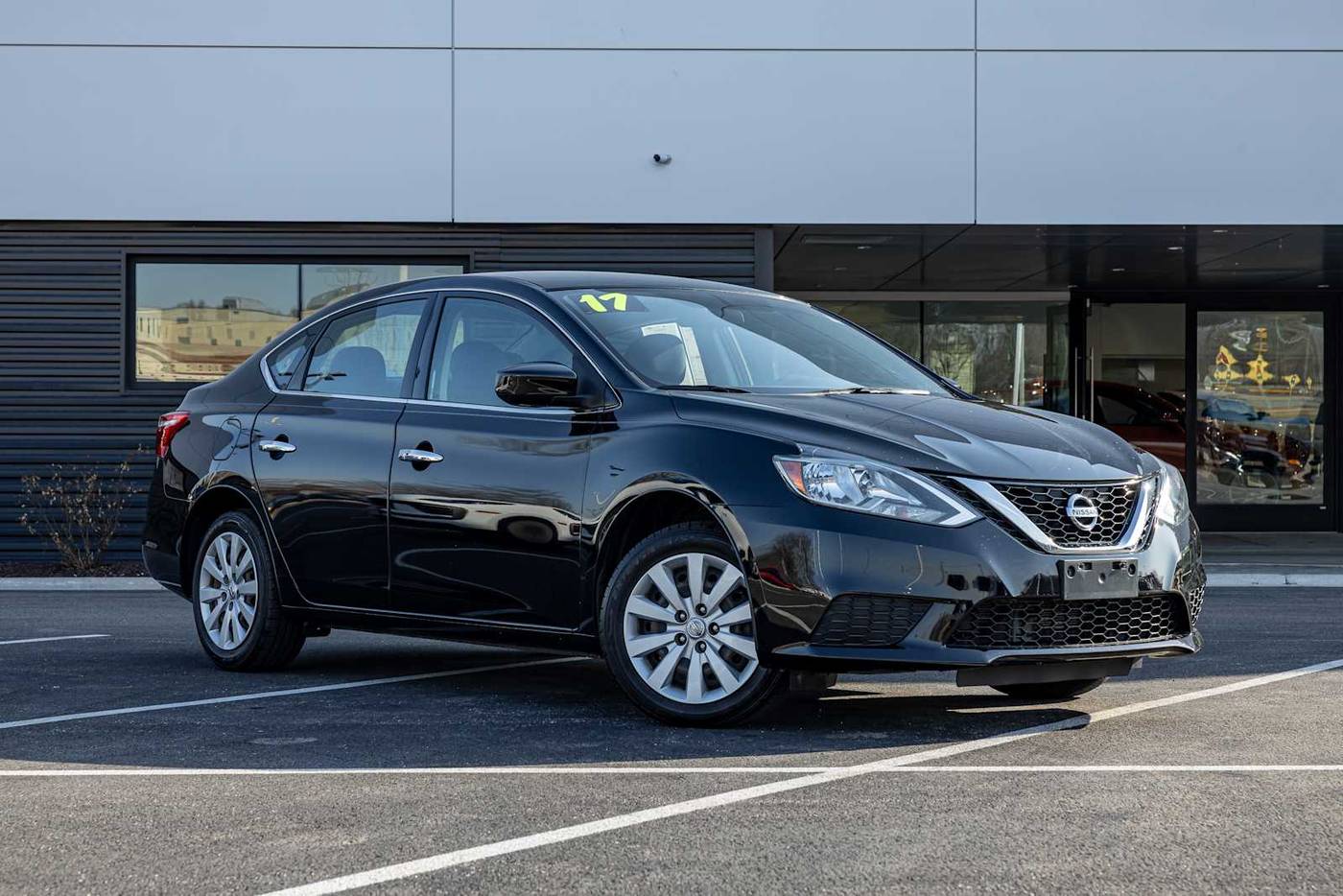 2017 Nissan Sentra SV — Sedan — 47,165 mi — Rockford, IL