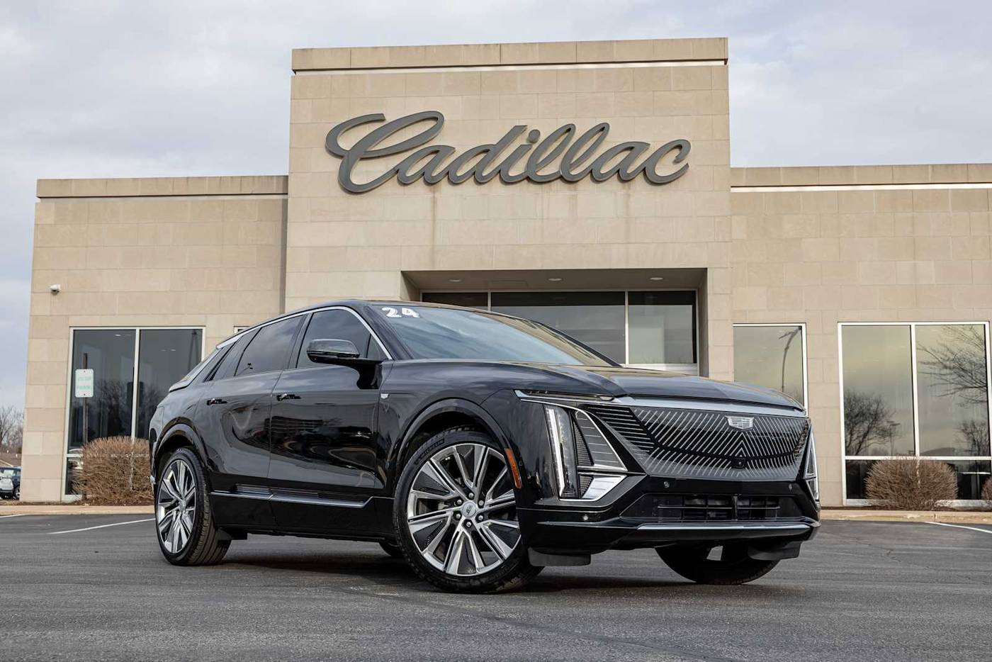 2024 Cadillac LYRIQ Luxury — SUV — 8,283 mi — Rockford, IL