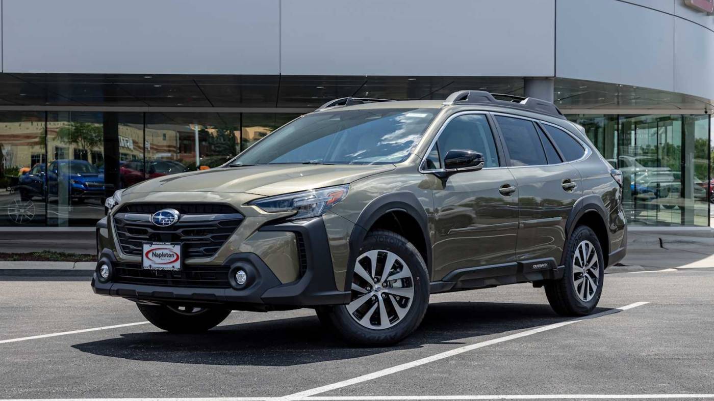 2025 Subaru Outback Premium — SUV — 561 mi — Rockford, IL