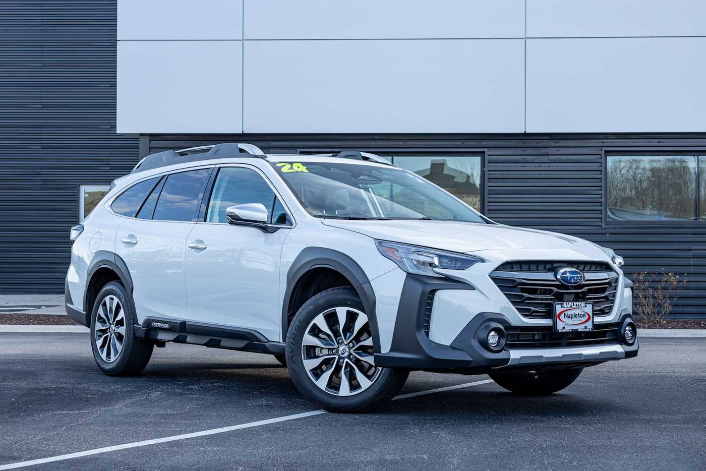 2024 Subaru Outback Touring — SUV — 16,688 mi — Rockford, IL