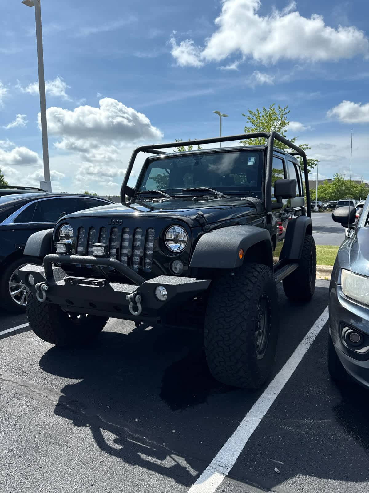 2014 Jeep Wrangler Willys Wheeler — SUV — 34,841 mi — Rockford, IL