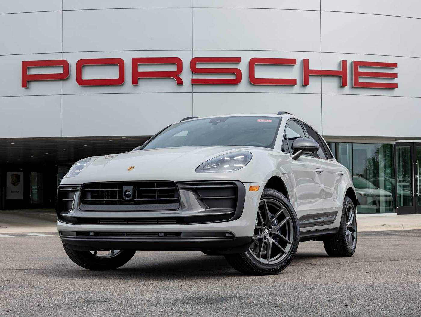 2016 Porsche Macan Review | Pricing, Trims & Photos - TrueCar