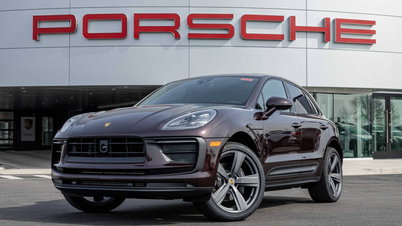2024 Porsche Macan Standard — SUV — 3,668 mi — Rockford, IL