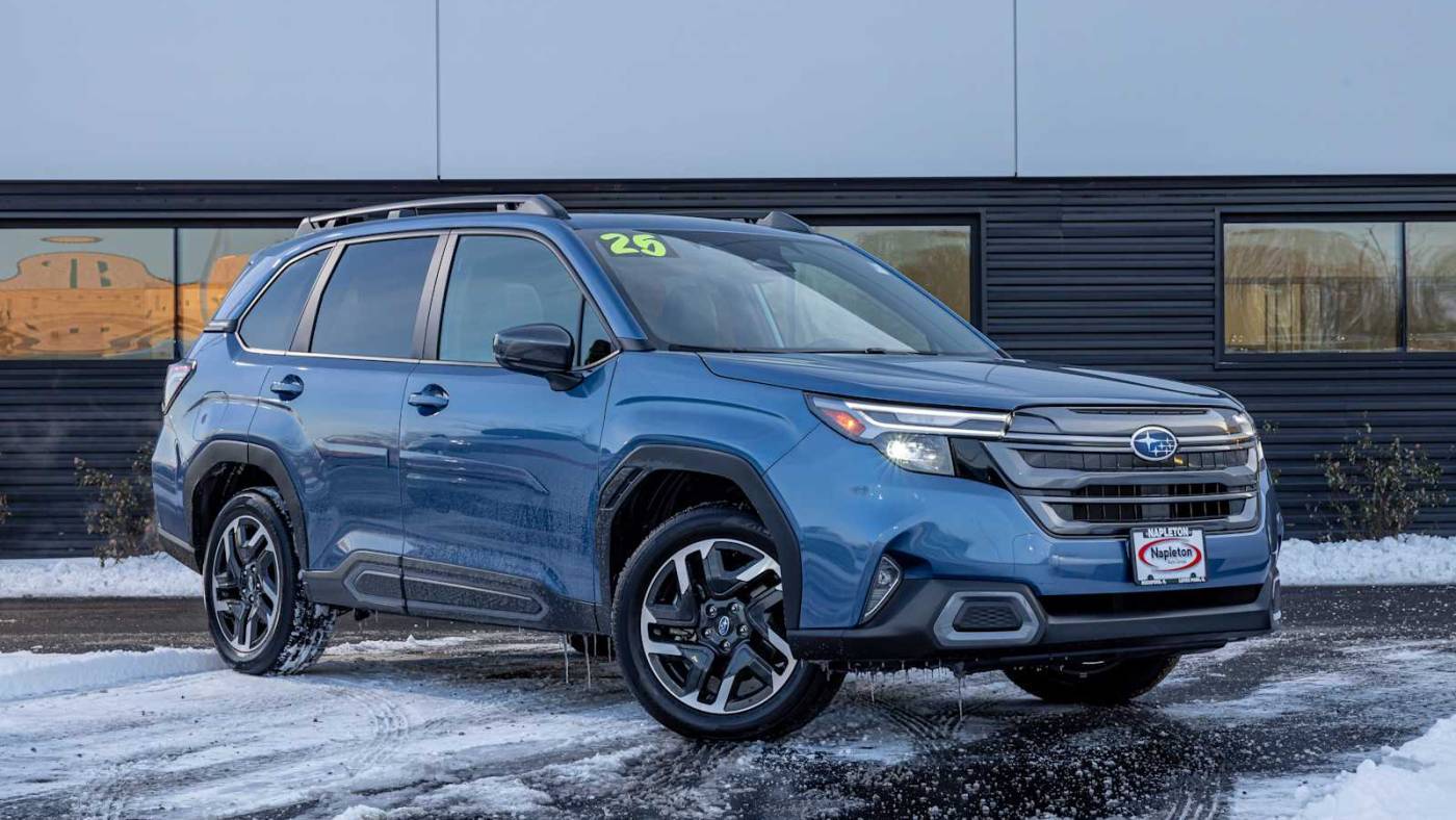 2025 Subaru Forester Limited — SUV — 7,842 mi — Rockford, IL