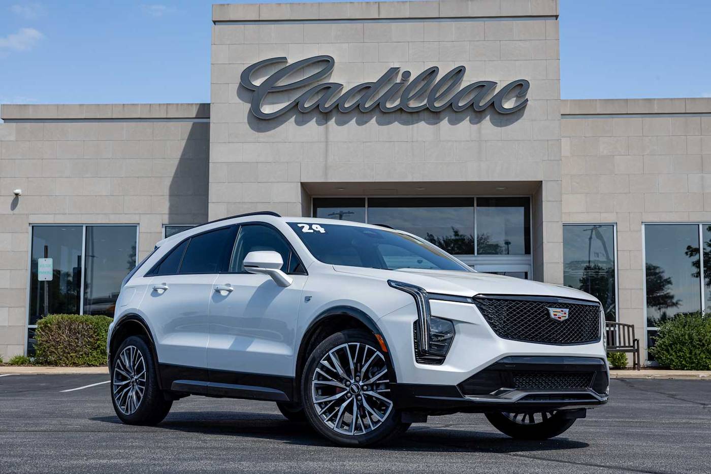 2024 Cadillac XT4 Sport — SUV — 18,789 mi — Rockford, IL