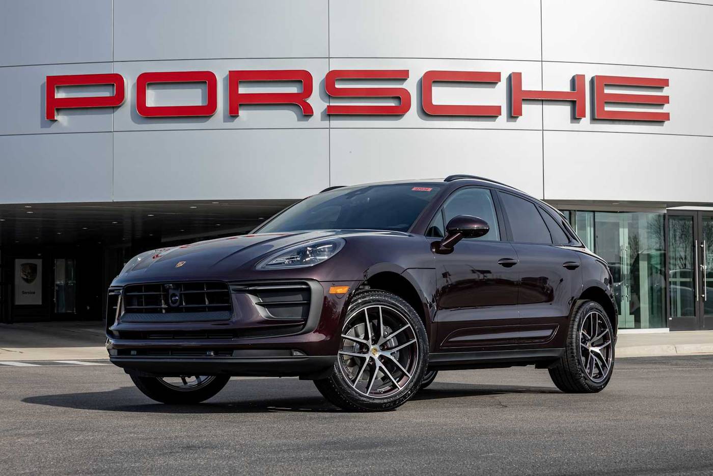 2025 Porsche Macan Macan — SUV — 12 mi — Rockford, IL