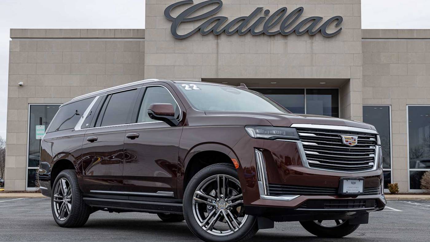 2022 Cadillac Escalade Premium Luxury Platinum — SUV — 16,101 mi — Rockford, IL