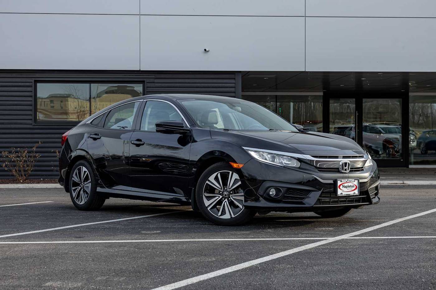 2017 Honda Civic EX-L — Sedan — 51,971 mi — Rockford, IL