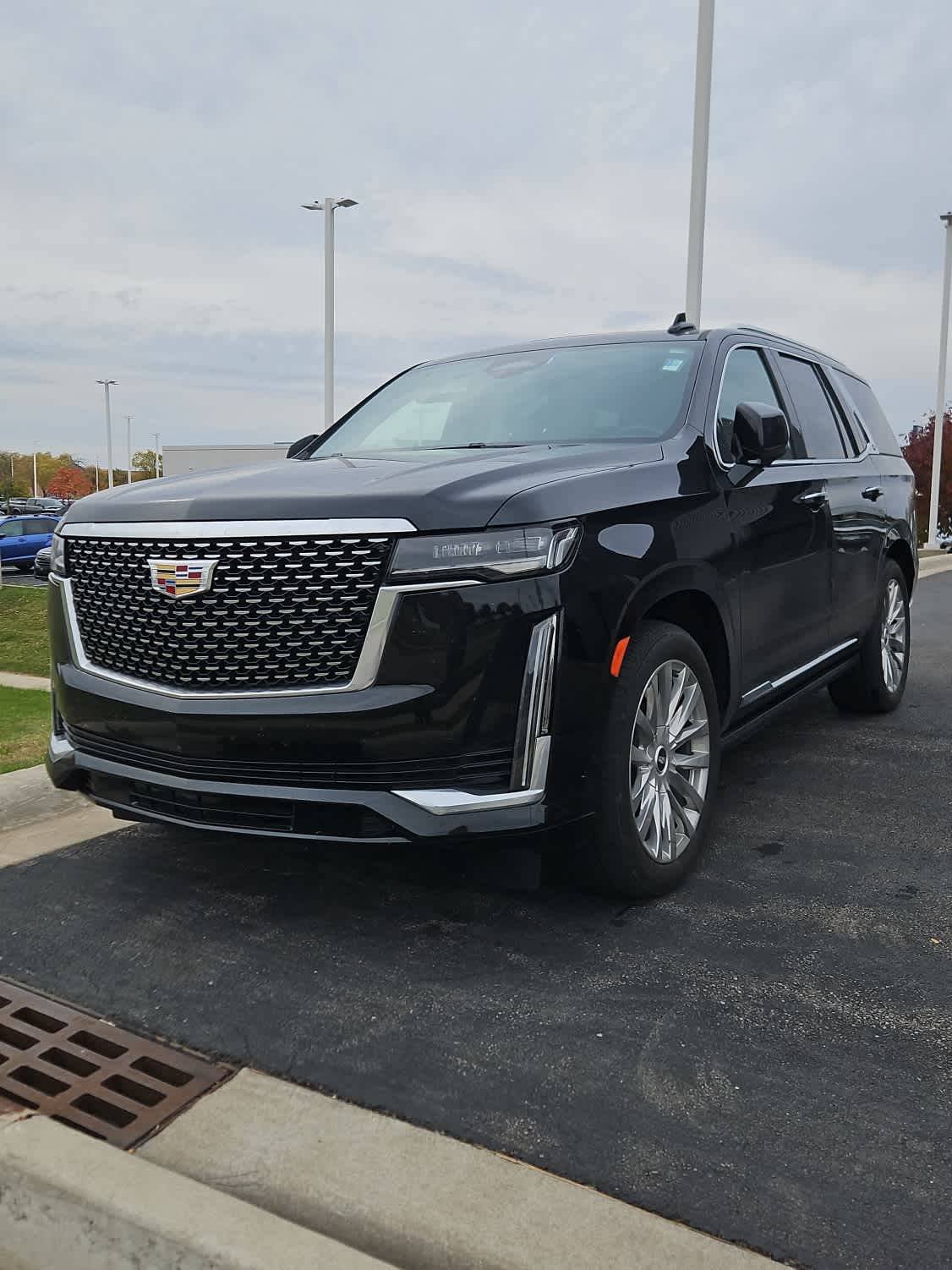 2023 Cadillac Escalade Premium Luxury — SUV — 27,675 mi — Rockford, IL