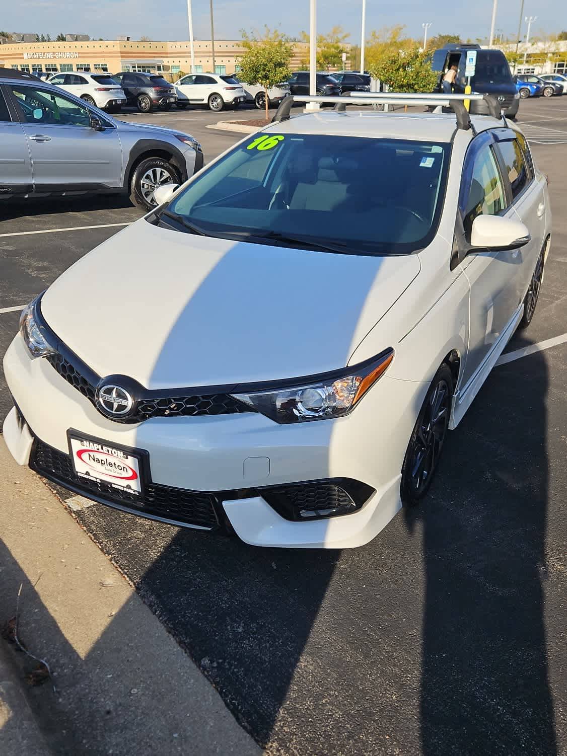 2016 Scion iM Base — Hatchback — 85,547 mi — Rockford, IL