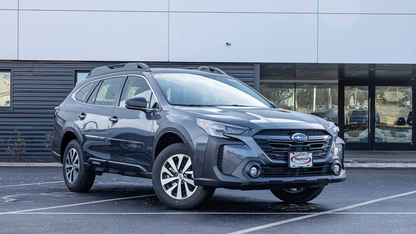 2025 Subaru Outback Standard — SUV — 4,377 mi — Rockford, IL