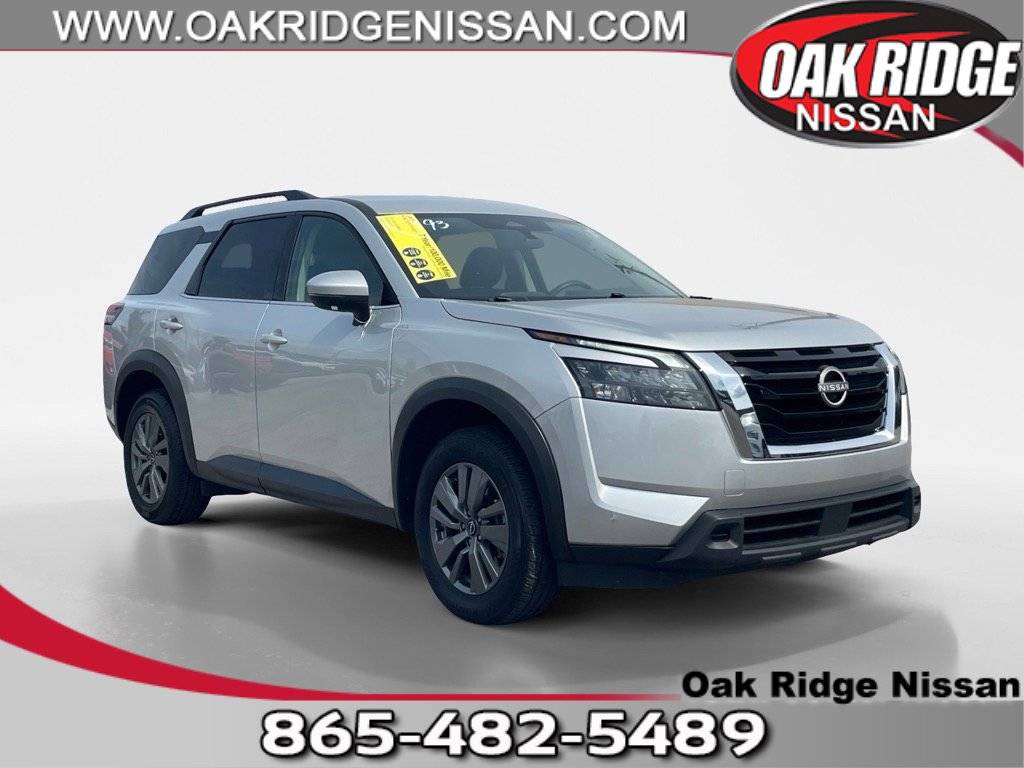 2025 Nissan Pathfinder SV — SUV — 30,981 mi — Oak Ridge, TN
