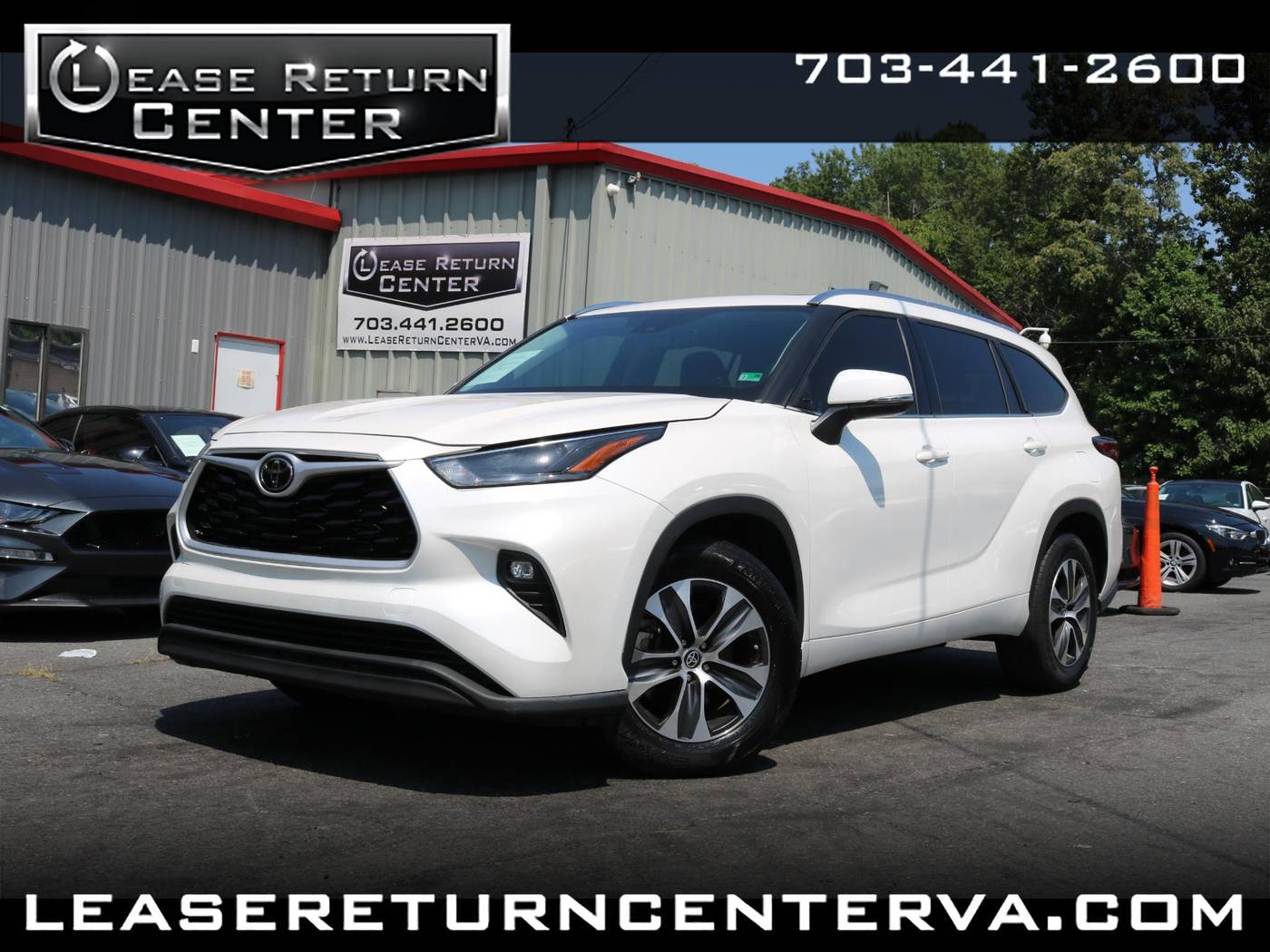 2021 Toyota Highlander XLE — SUV — 32,532 mi — Triangle, VA