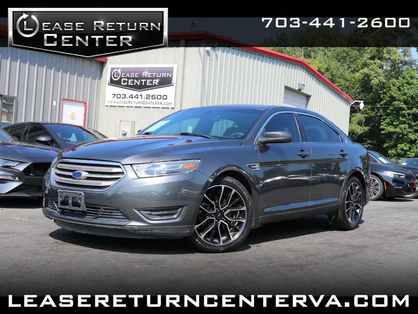 2017 Ford Taurus SEL — Sedan — 71,128 mi — Triangle, VA