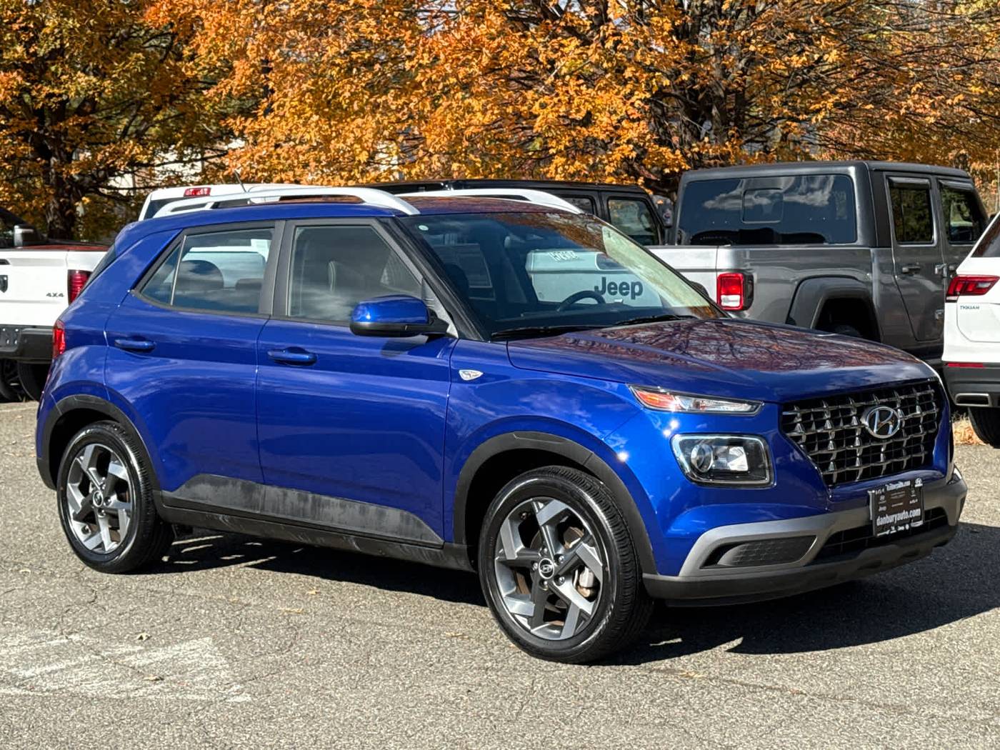 2023 Hyundai Venue SEL — SUV — 6,612 mi — Danbury, CT