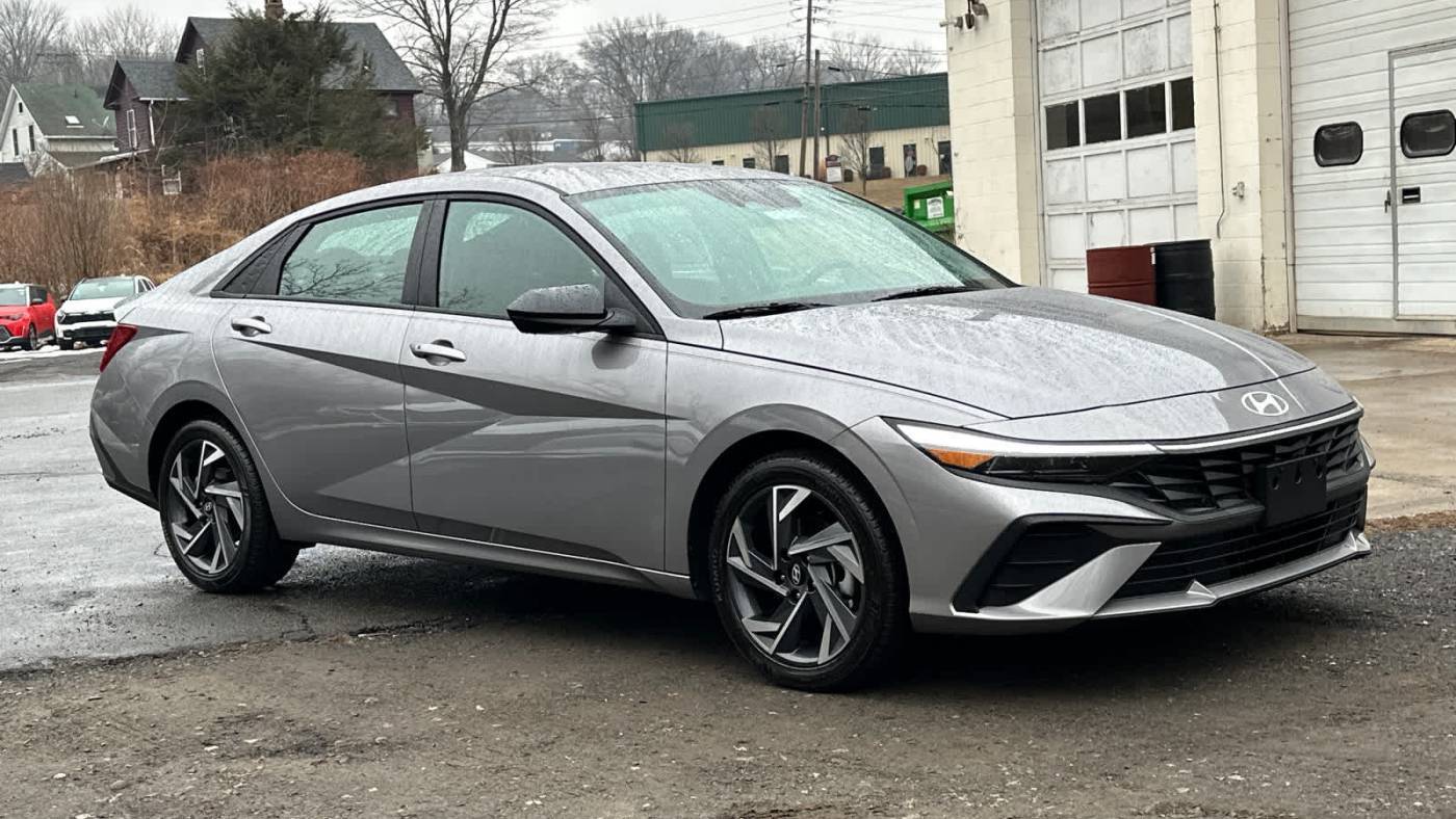2025 Hyundai Elantra SEL Sport — Sedan — 3,418 mi — Danbury, CT