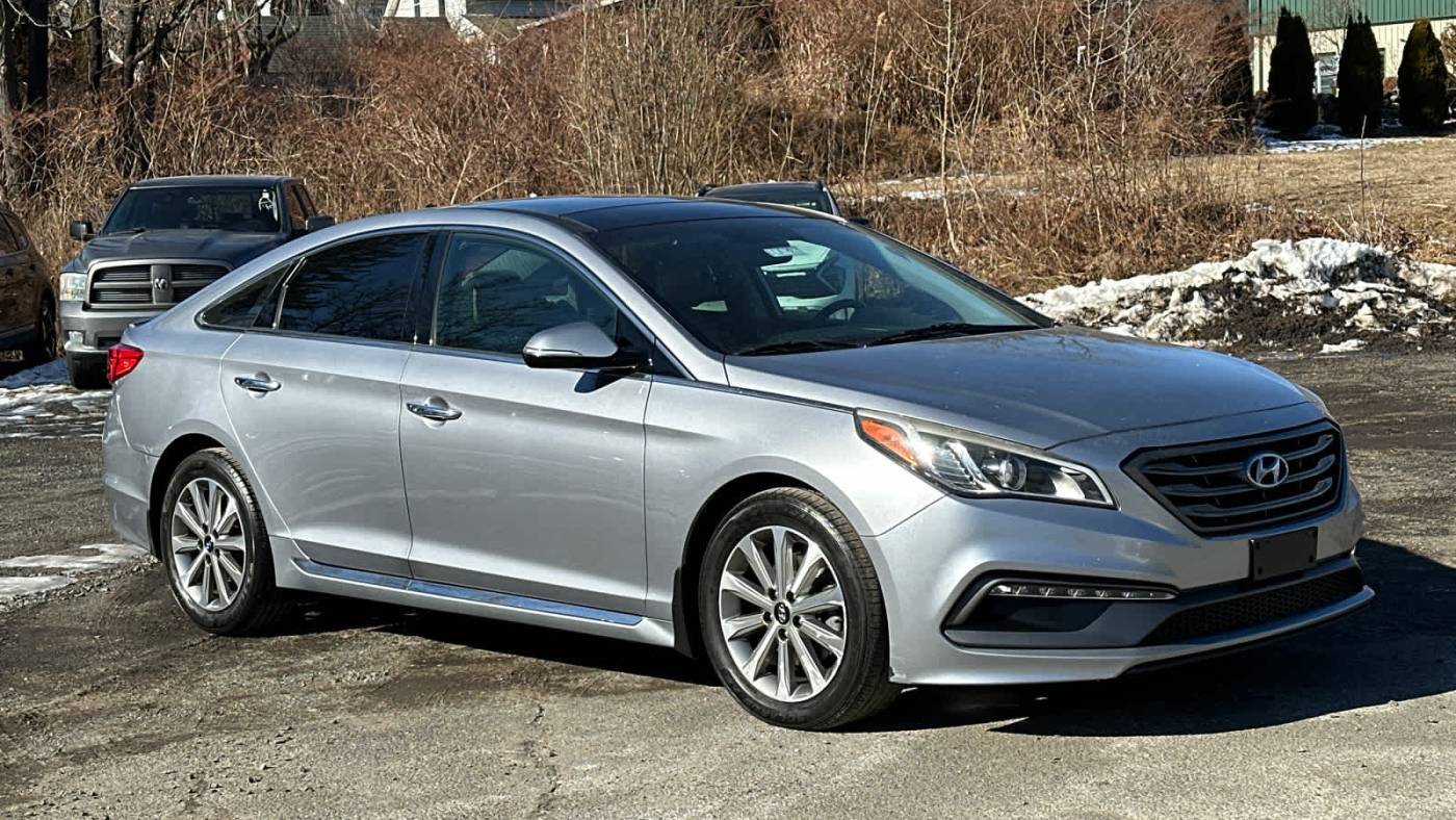 2016 Hyundai Sonata Limited — Sedan — 75,437 mi — Danbury, CT