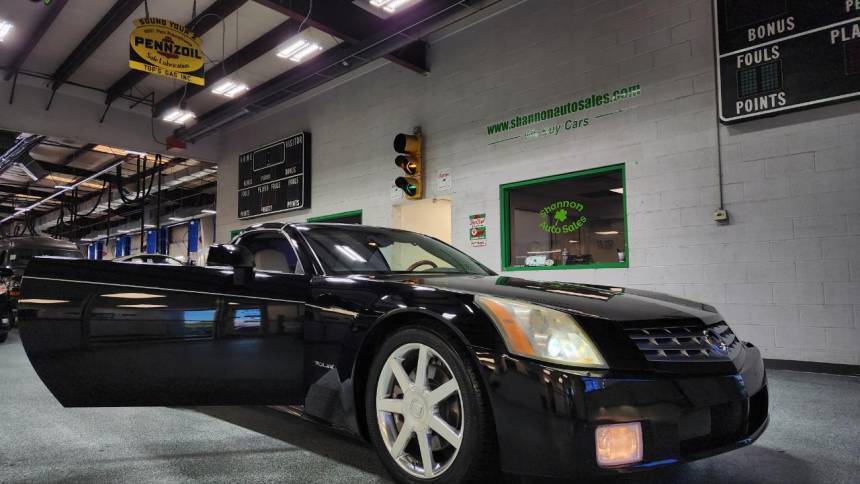 2004 Cadillac XLR Standard — Convertible — 61,898 mi — Manassas, VA