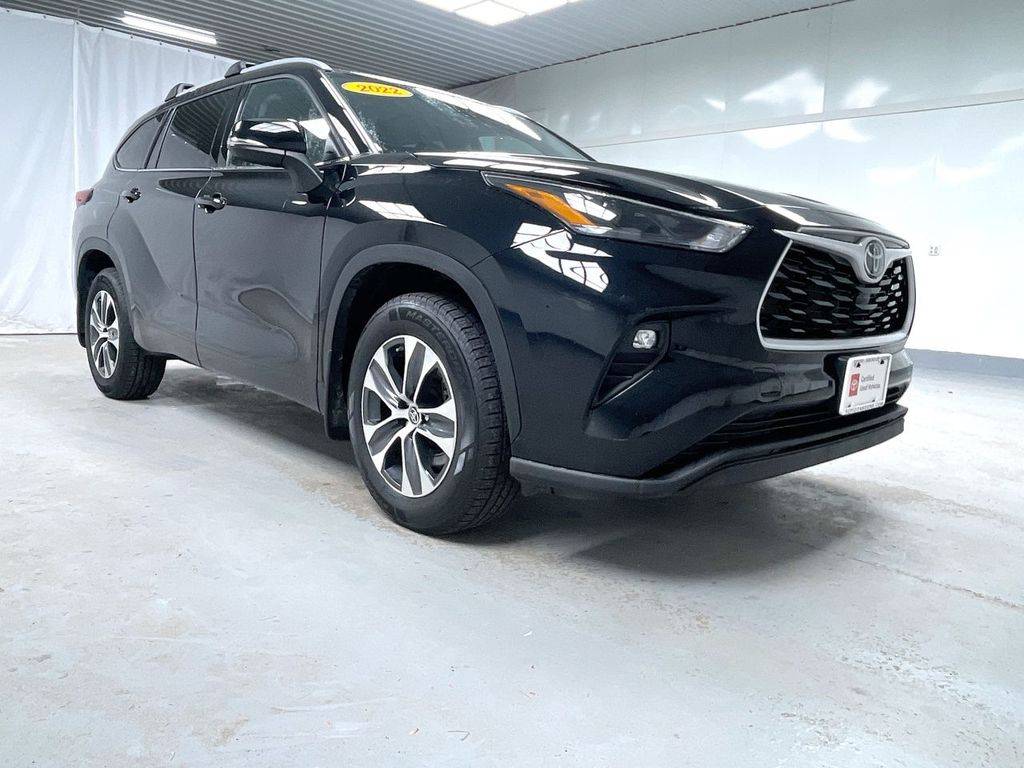 2022 Toyota Highlander XLE — SUV — 38,661 mi — East Swanzey, NH