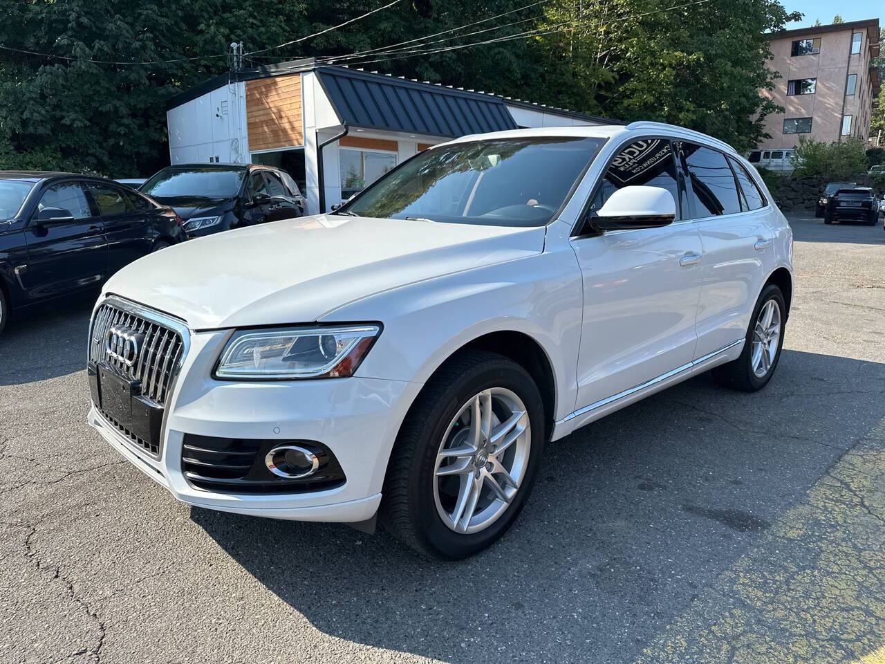 2016 Audi Q5 2.0T quattro Premium Plus