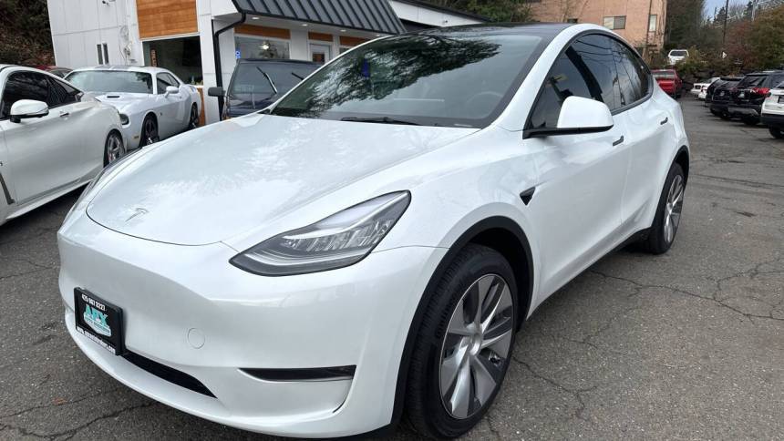 2023 Tesla Model Y Long Range — SUV — 16,390 mi — Seattle, WA