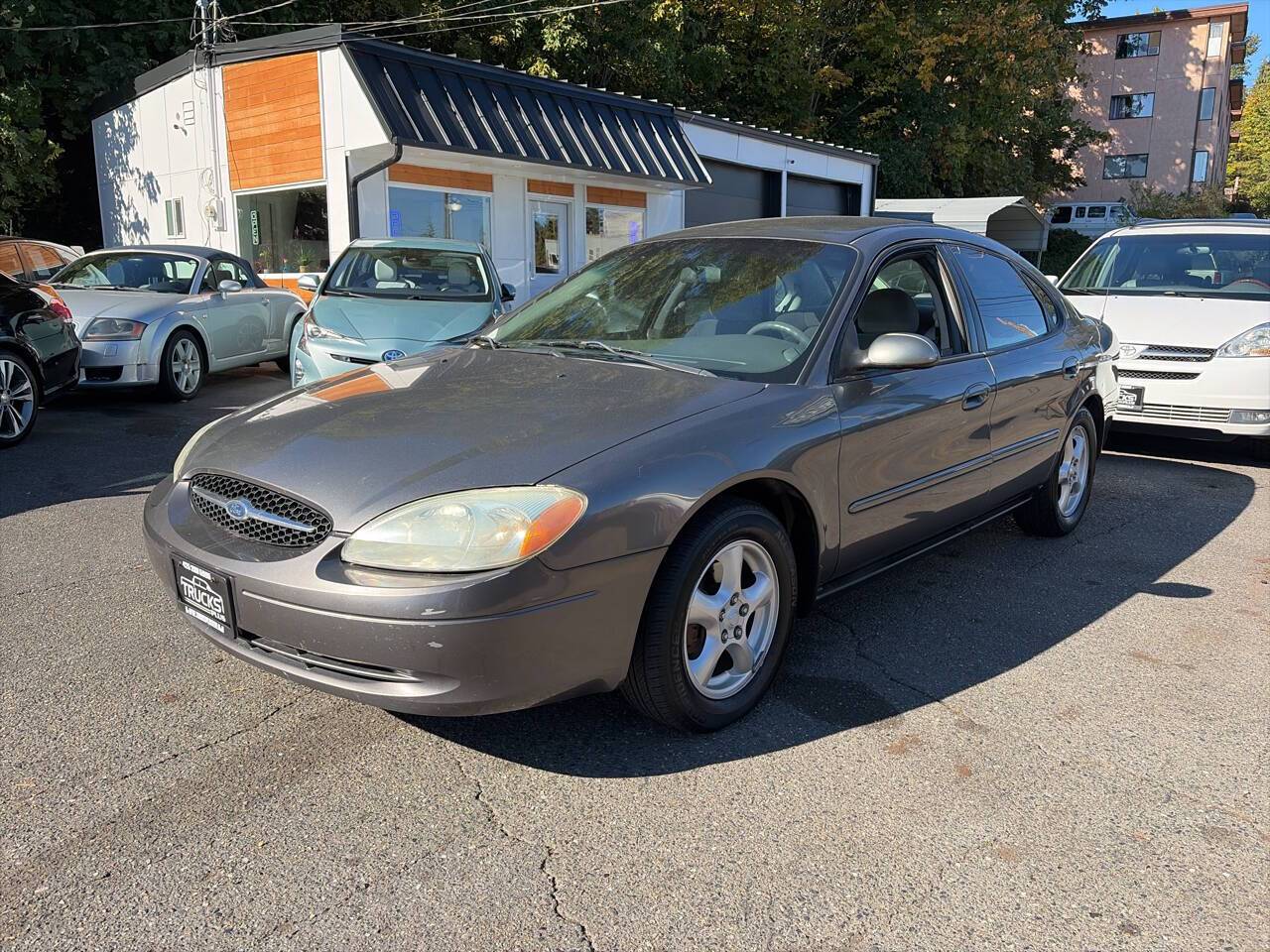 2003 Ford Taurus SE