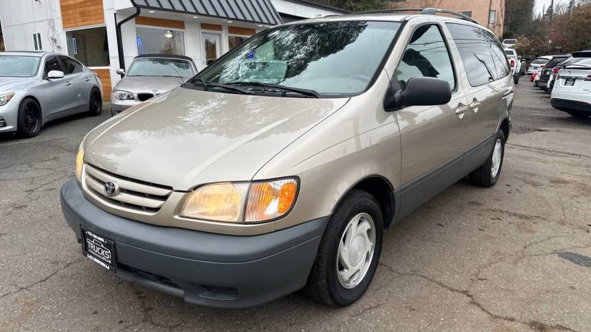2001 Toyota Sienna LE — Minivan — 186,091 mi — Seattle, WA