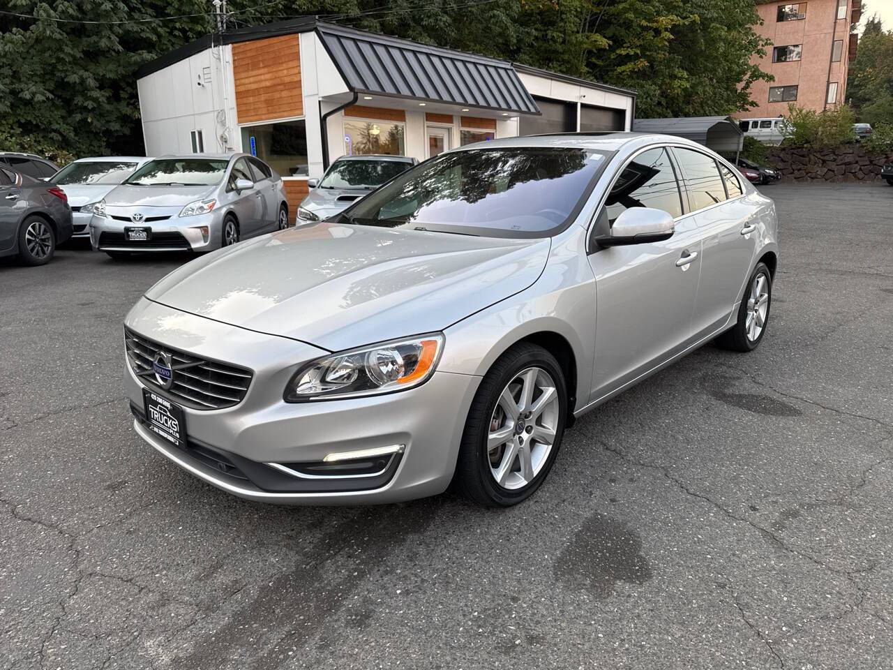 2016 Volvo S60 Premier — Sedan — 100,893 mi — Seattle, WA