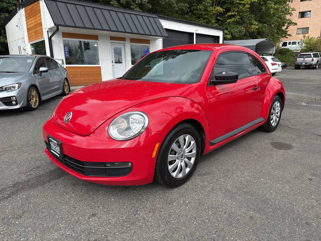 2012 Volkswagen Beetle Base — Hatchback — 115,828 mi — Seattle, WA
