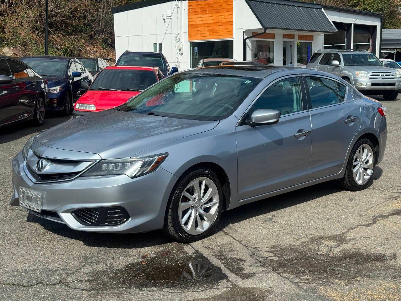 2016 Acura ILX Standard — Sedan — 170,668 mi — Seattle, WA