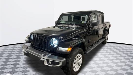 2023 Jeep Gladiator Sport S — Pickup Truck — 15,675 mi — Harrisburg, PA