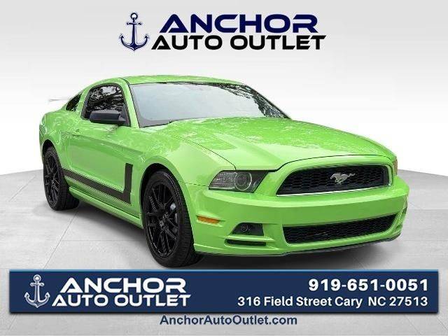 2013 Ford Mustang V6