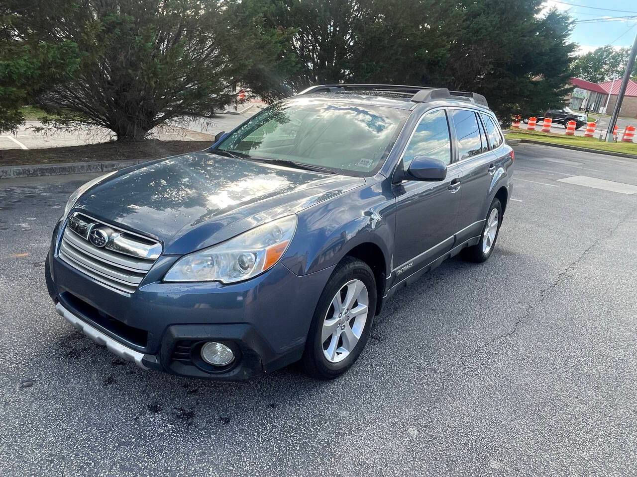 2013 Subaru Outback 2.5i Limited — SUV — 128,133 mi — Gainesville, GA