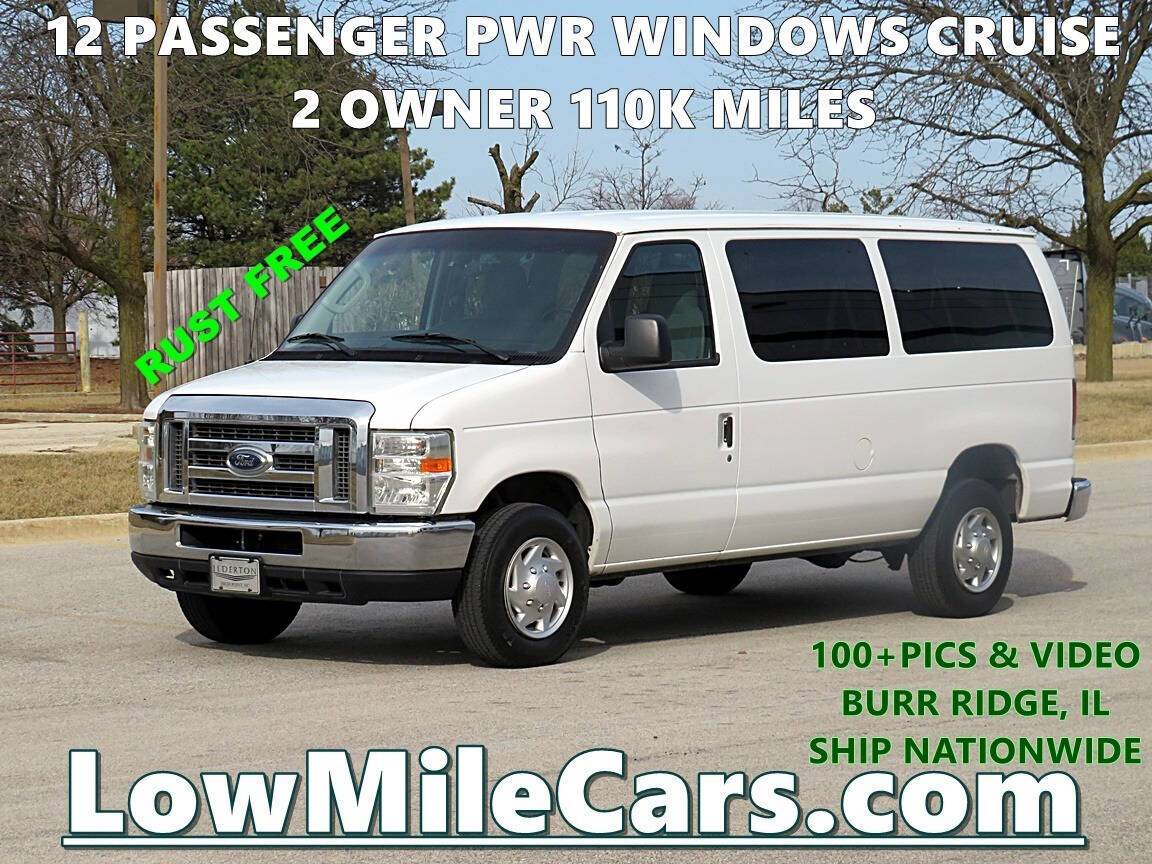 2010 Ford Econoline Wagon E-350 Super Duty XLT — Passenger Van — 109,800 mi — Burr Ridge, IL