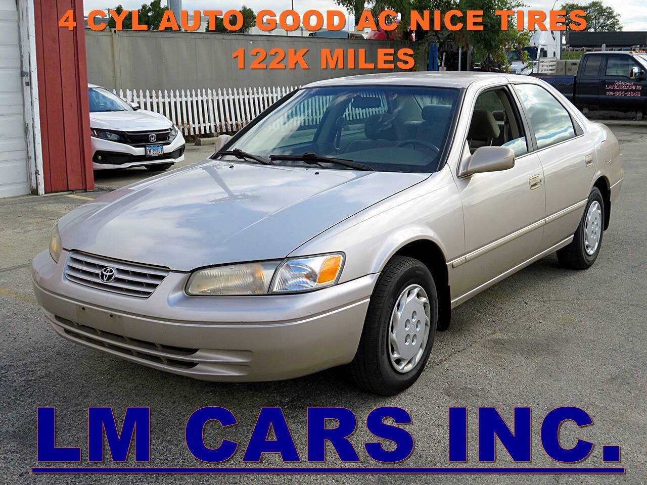1999 Toyota Camry LE — Sedan — 122,500 mi — Burr Ridge, IL