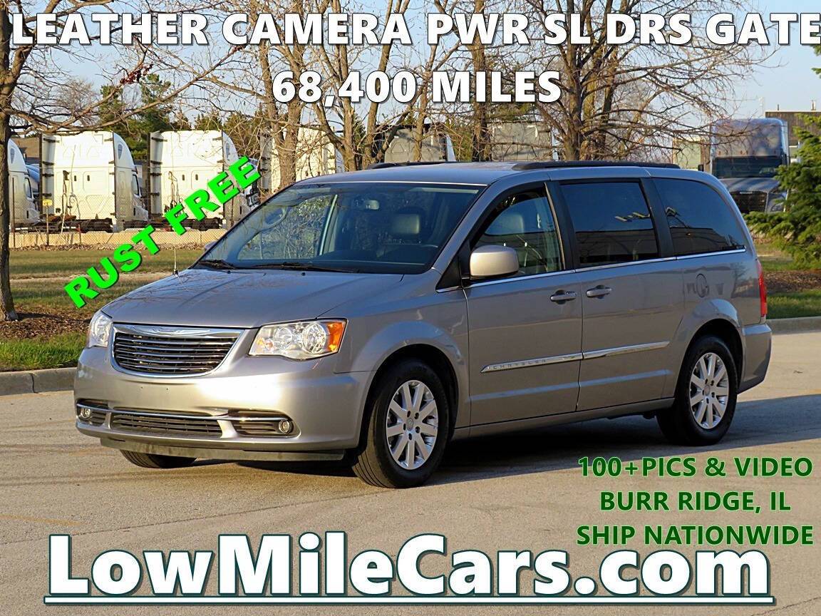 2016 Chrysler Town & Country Touring — Minivan — 68,400 mi — Burr Ridge, IL