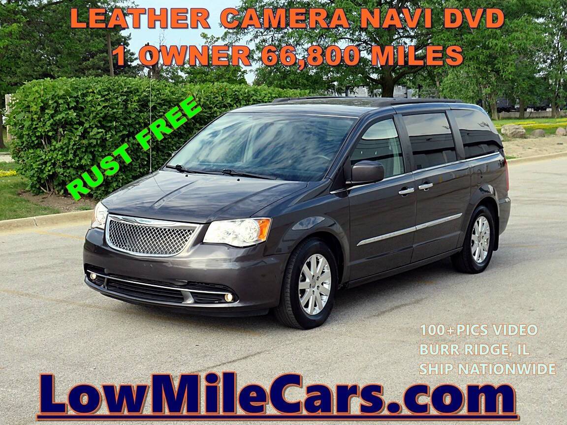 2016 Chrysler Town & Country Touring — Minivan — 66,800 mi — Burr Ridge, IL