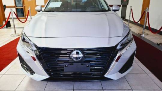 2023 Nissan Altima SV — Sedan — 9,809 mi — Kannapolis, NC