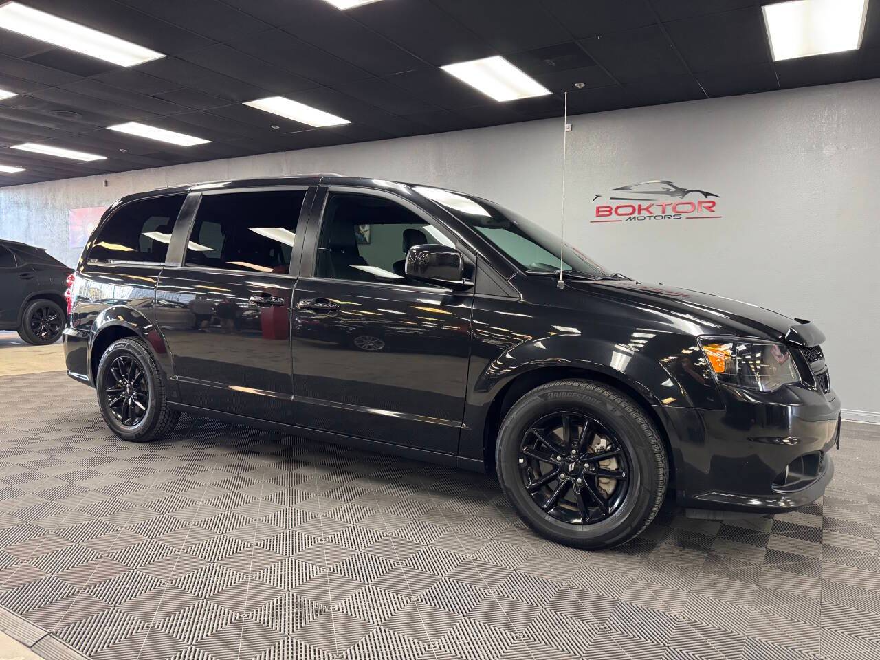 2019 Dodge Grand Caravan GT — Minivan — 75,572 mi — Las Vegas, NV