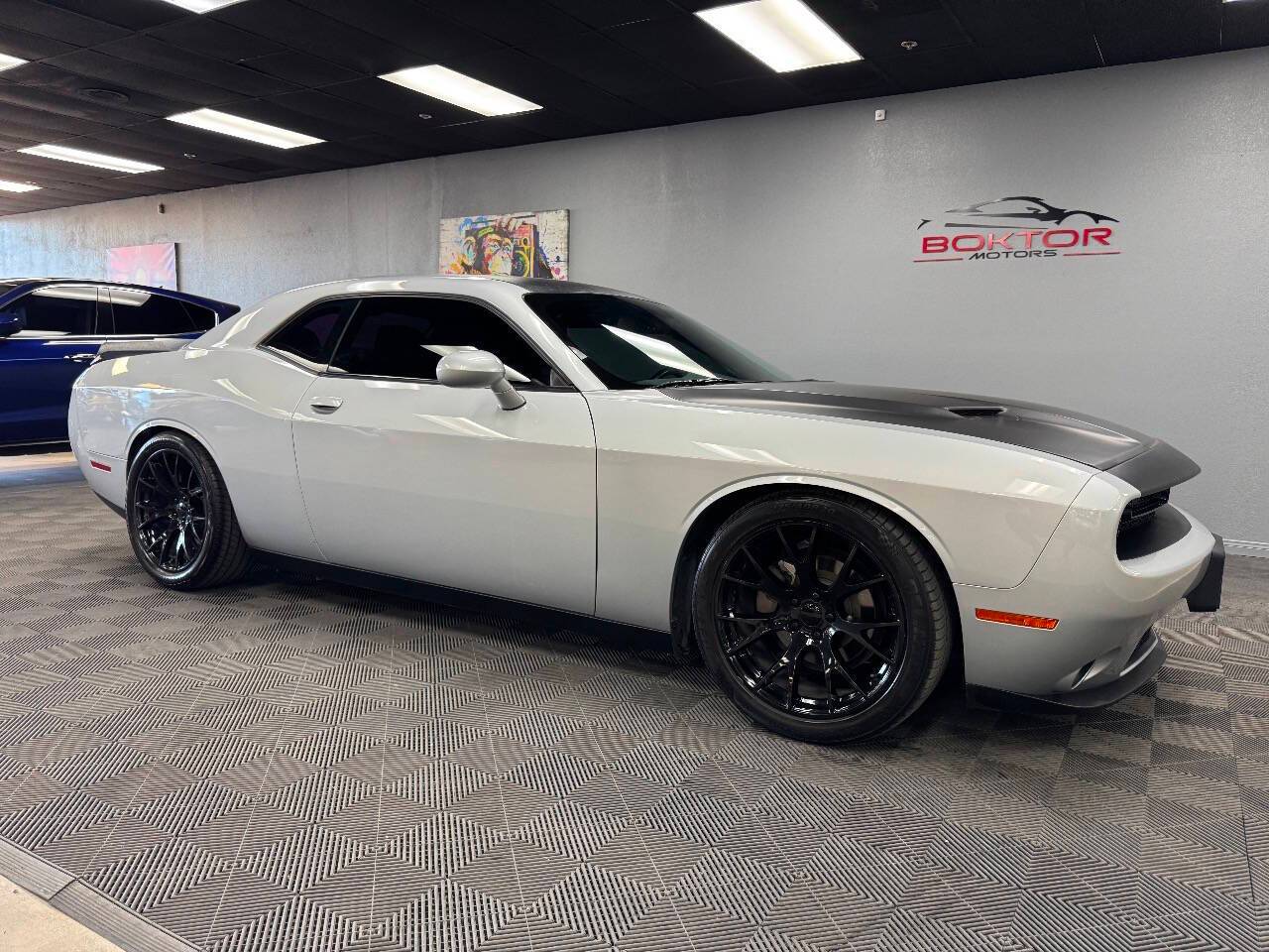 2019 Dodge Challenger SXT — Coupe — 49,503 mi — Las Vegas, NV