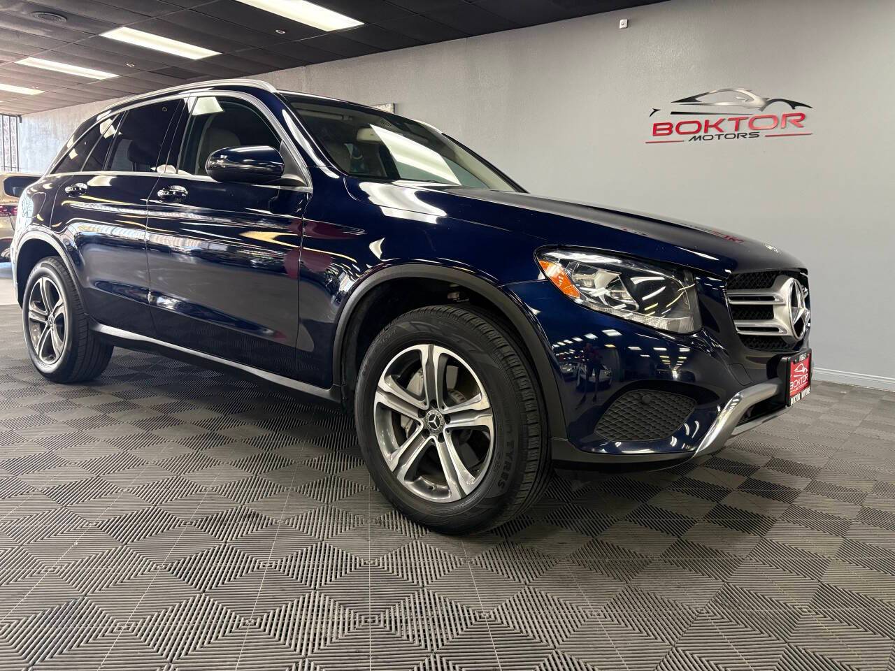 2019 Mercedes-Benz GLC GLC 300 — SUV — 76,032 mi — Las Vegas, NV