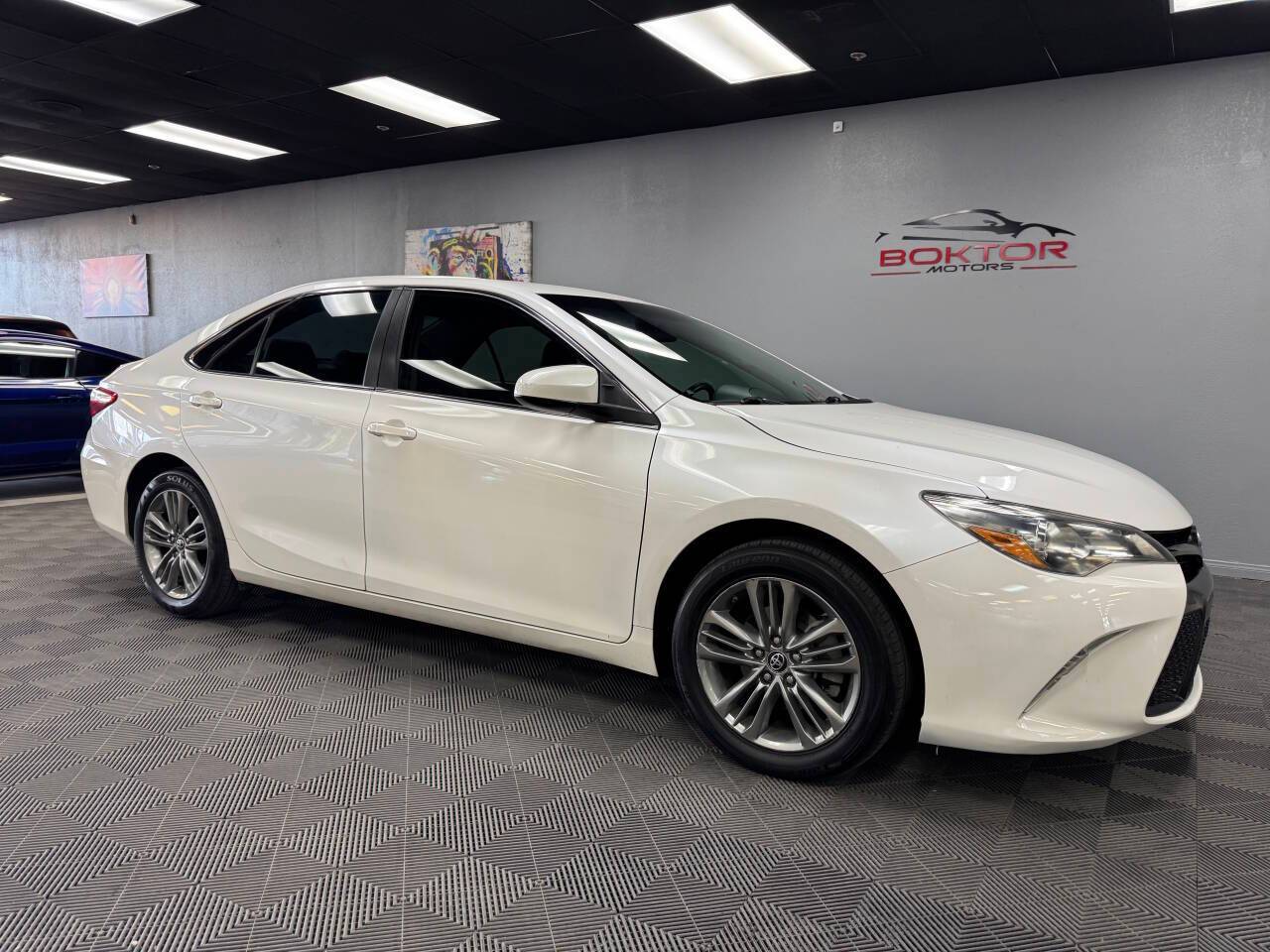2016 Toyota Camry SE — Sedan — 88,655 mi — Las Vegas, NV