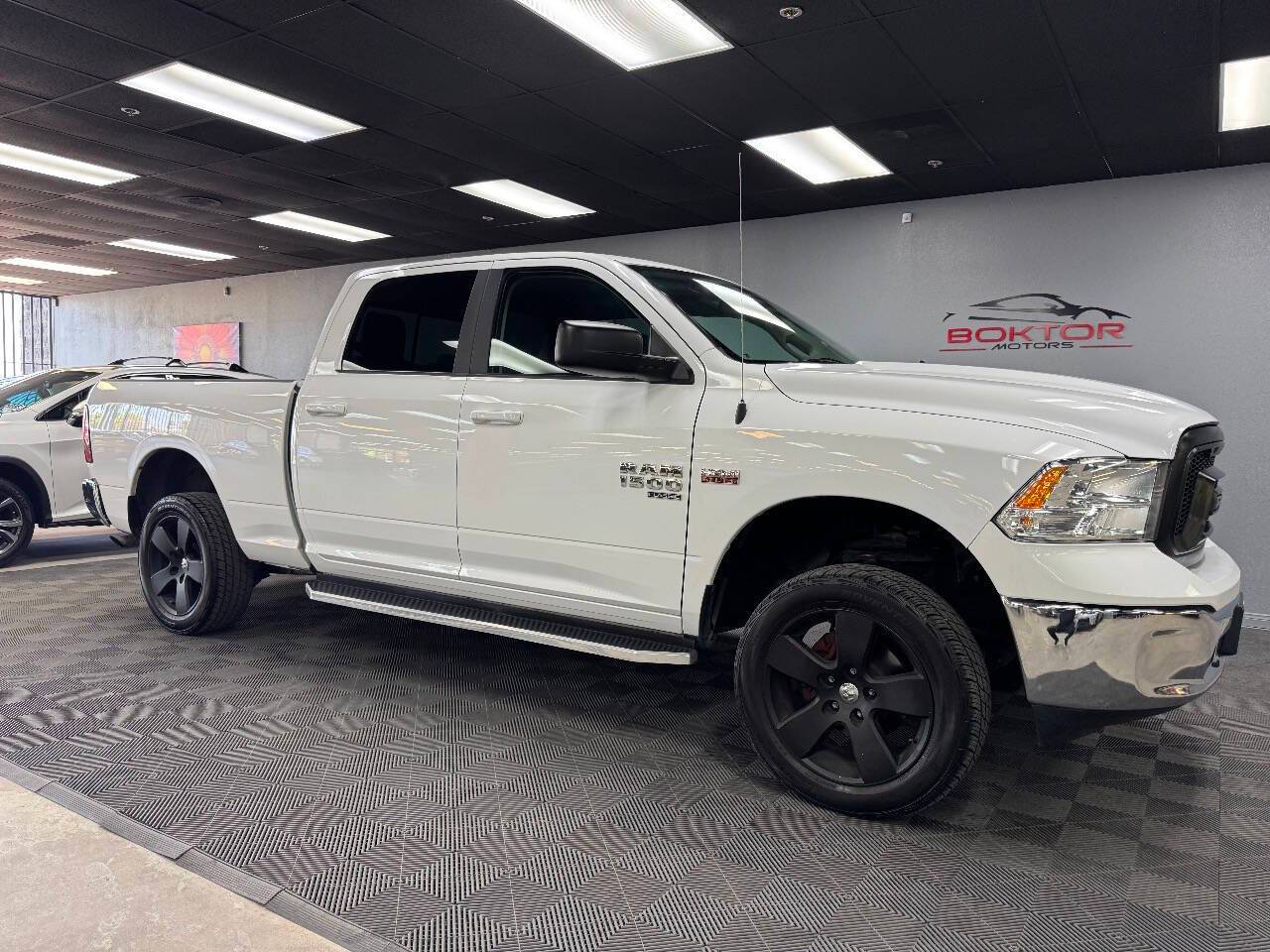 2020 Ram 1500 Classic SLT — Pickup Truck — 37,921 mi — Las Vegas, NV