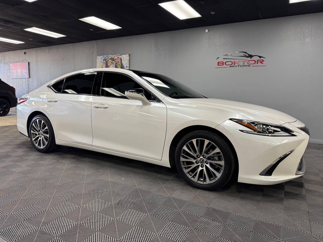 2019 Lexus ES ES 350 — Sedan — 64,186 mi — Las Vegas, NV